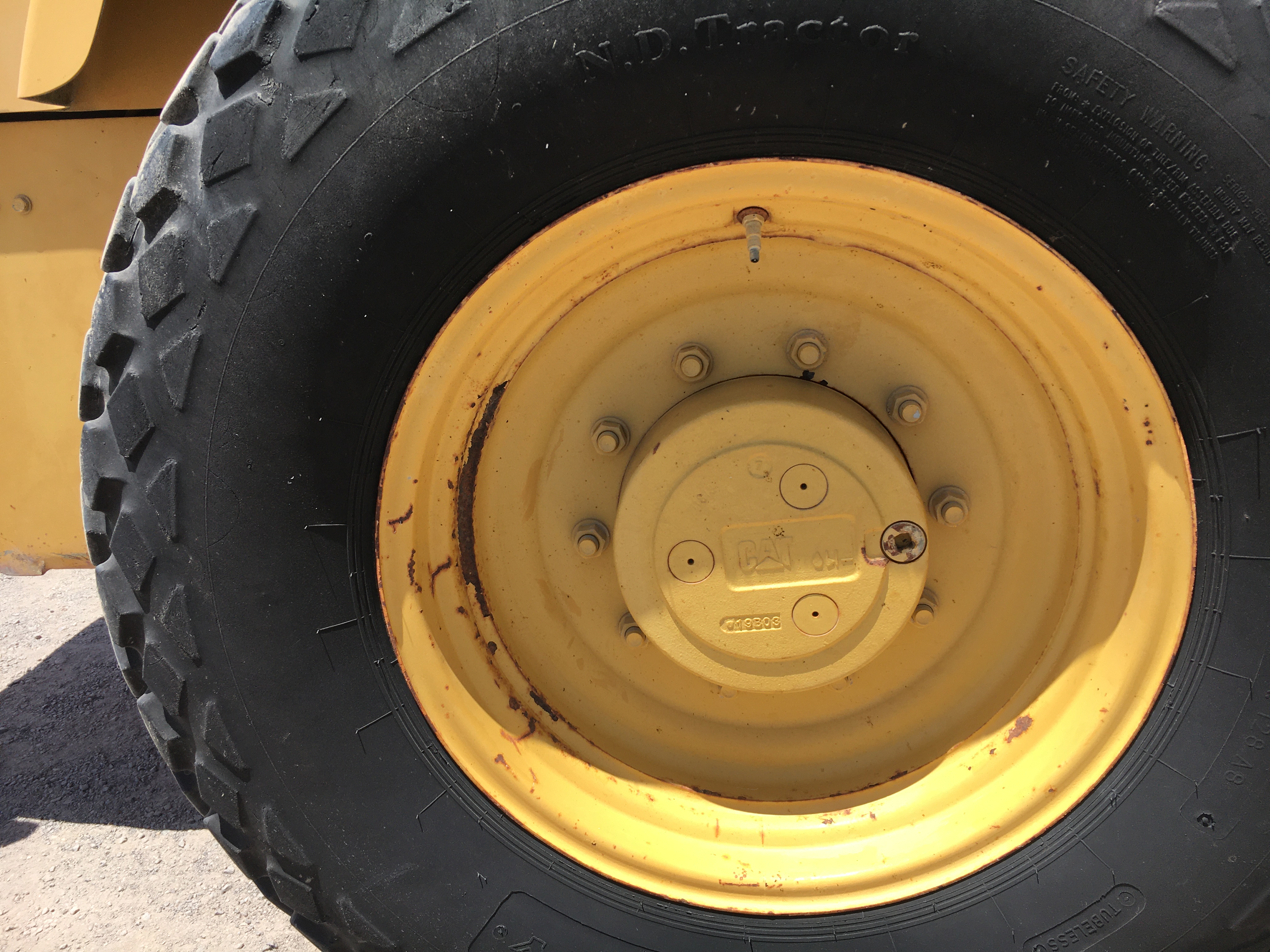 ./imagenes/INVOICE/2019/16609/COMPACTADOR CAT_CS433E (5).JPG